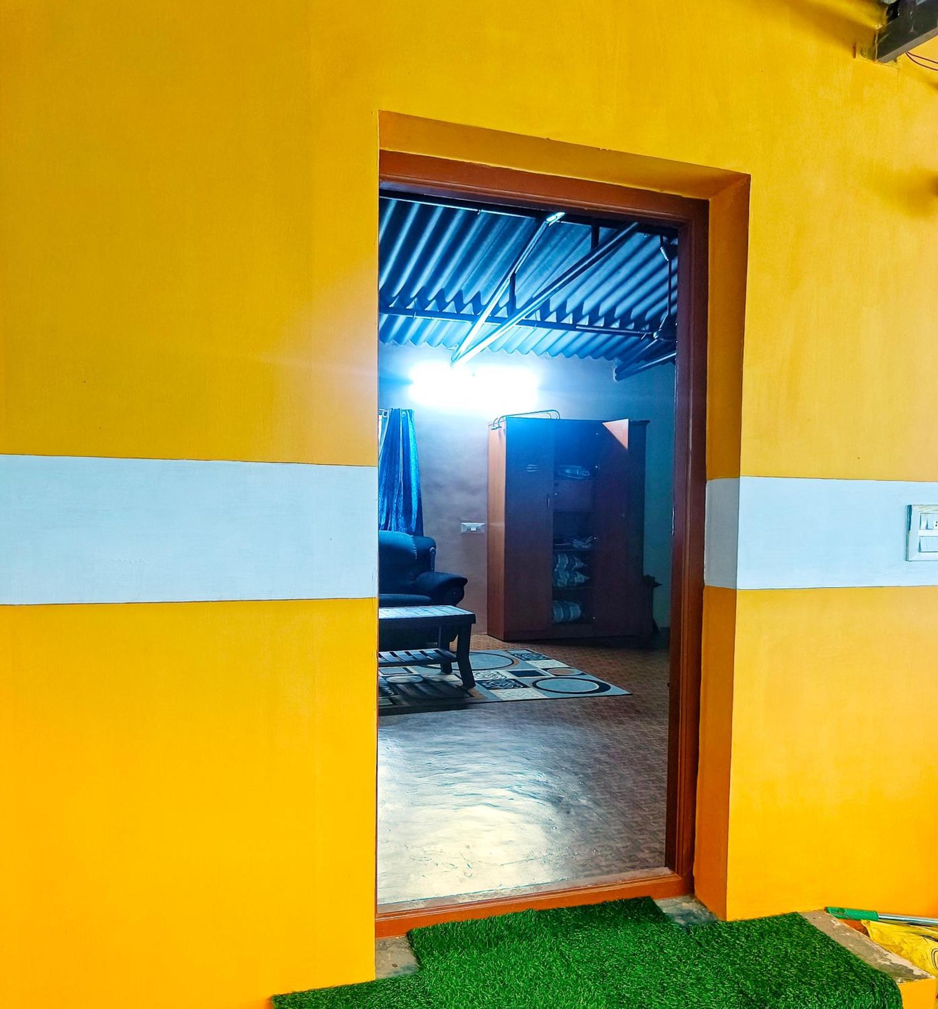 Shivalaya Farmstay Located Amdist Coconut Farm With River Access Near Isha,Adiyogi,Siruvani Alāndurai Eksteriør bilde